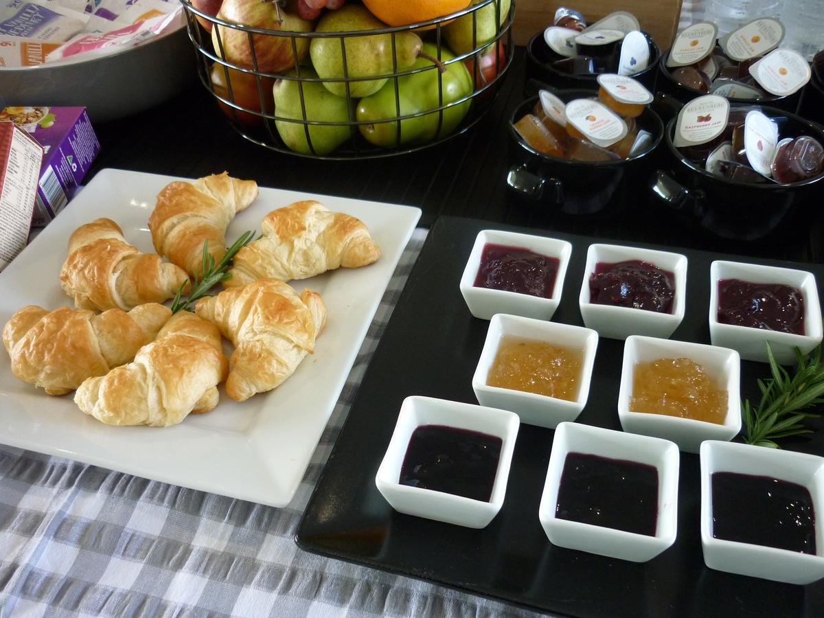 Willowbank Drive Bed & Breakfast Екстер'єр фото
