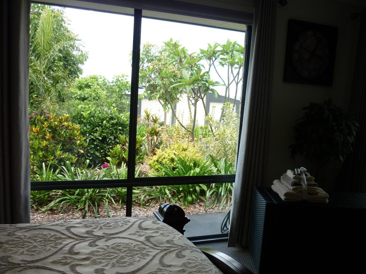 Willowbank Drive Bed & Breakfast Екстер'єр фото